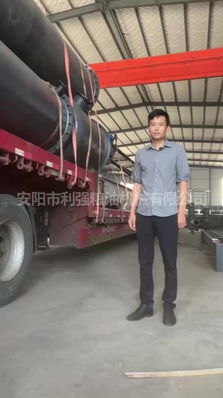 80吨动物油熬炼设备发货现场
